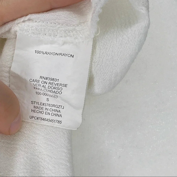 Takara White Lace Off The Shoulder Blouse 100% Rayon Short Sleeved Top Small - Picture 9 of 12